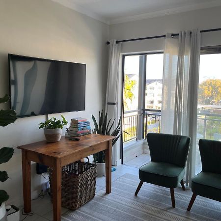 Luxury One Bedroom Apartment Somerset West Extérieur photo