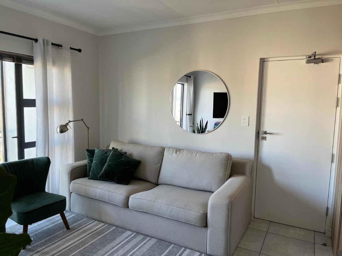 Luxury One Bedroom Apartment Somerset West Extérieur photo