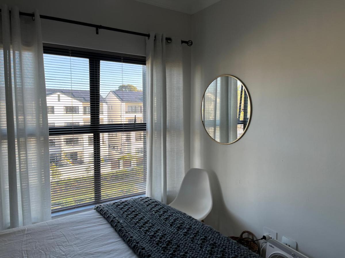 Luxury One Bedroom Apartment Somerset West Extérieur photo